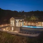 Sundara Estate, Exclusive Seaview With Grand Pool & Direct Access וילה Ratzaklíon