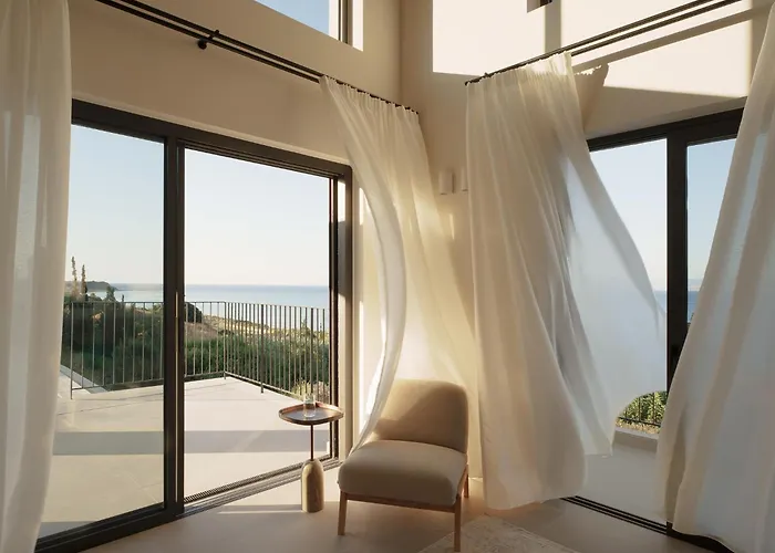 Villa Sundara Estate, Exclusive Seaview With Grand Pool & Direct Access